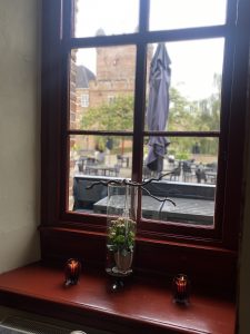 Lunchen met een uitzicht op Kasteel Huis Bergh